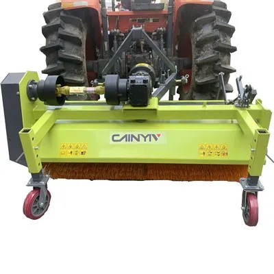 Máquina barredora de caminos montada en tractor